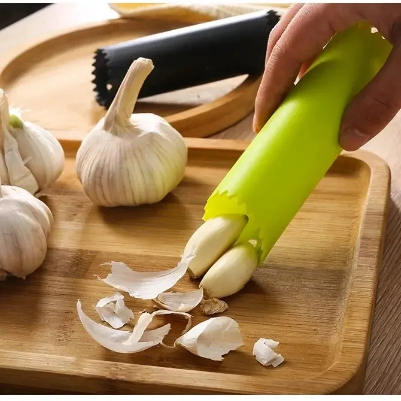 마늘 껍질 벗기는 튜브형 실리콘 마늘 필러, 간편하고  - Kitchen Gadgets Youtube 리뷰 및 가격